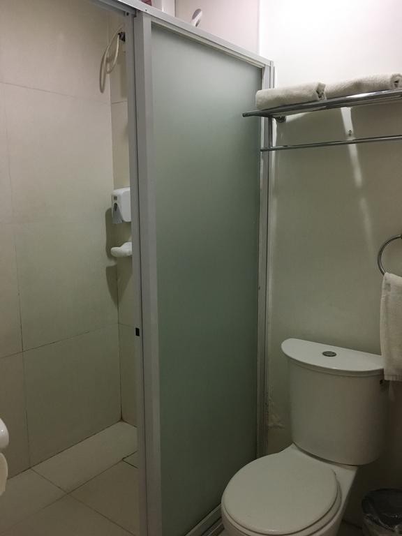 Ilocos Rosewell Hotel Phòng bức ảnh