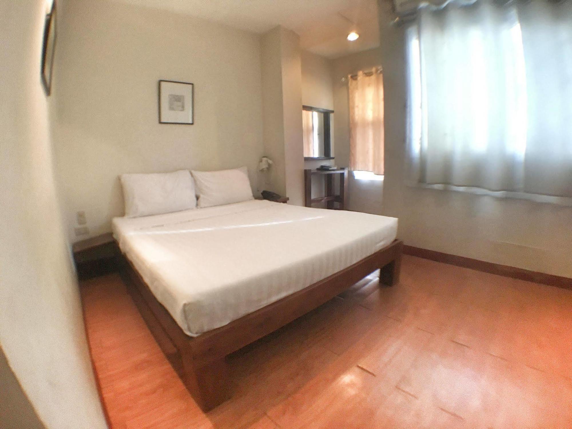 Ilocos Rosewell Hotel Ngoại thất bức ảnh